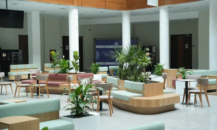 Novi izgled kampusa: ARCH redizajn ozelenio lobije i balkone IUS-a